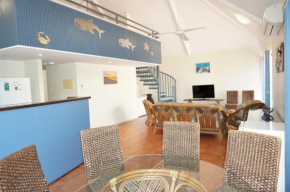 Osprey Holiday Village Unit 119 - Beautiful 3 Bedroom Holiday Villa with a Pool in the Complex Exmouth